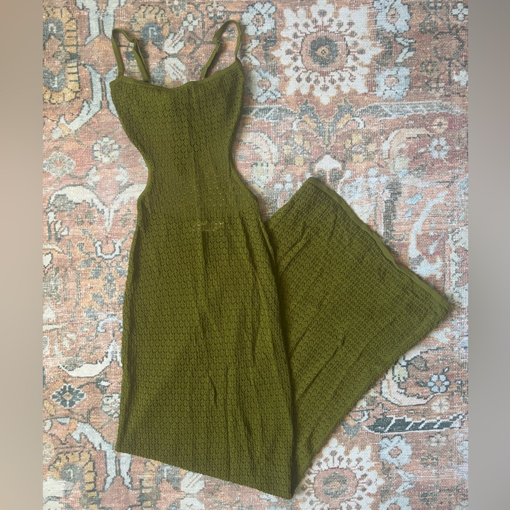 🌿🦋 Monday Swimwear MARRAKESH DRESS - OLIVE
LACE CROCHET• NWOT